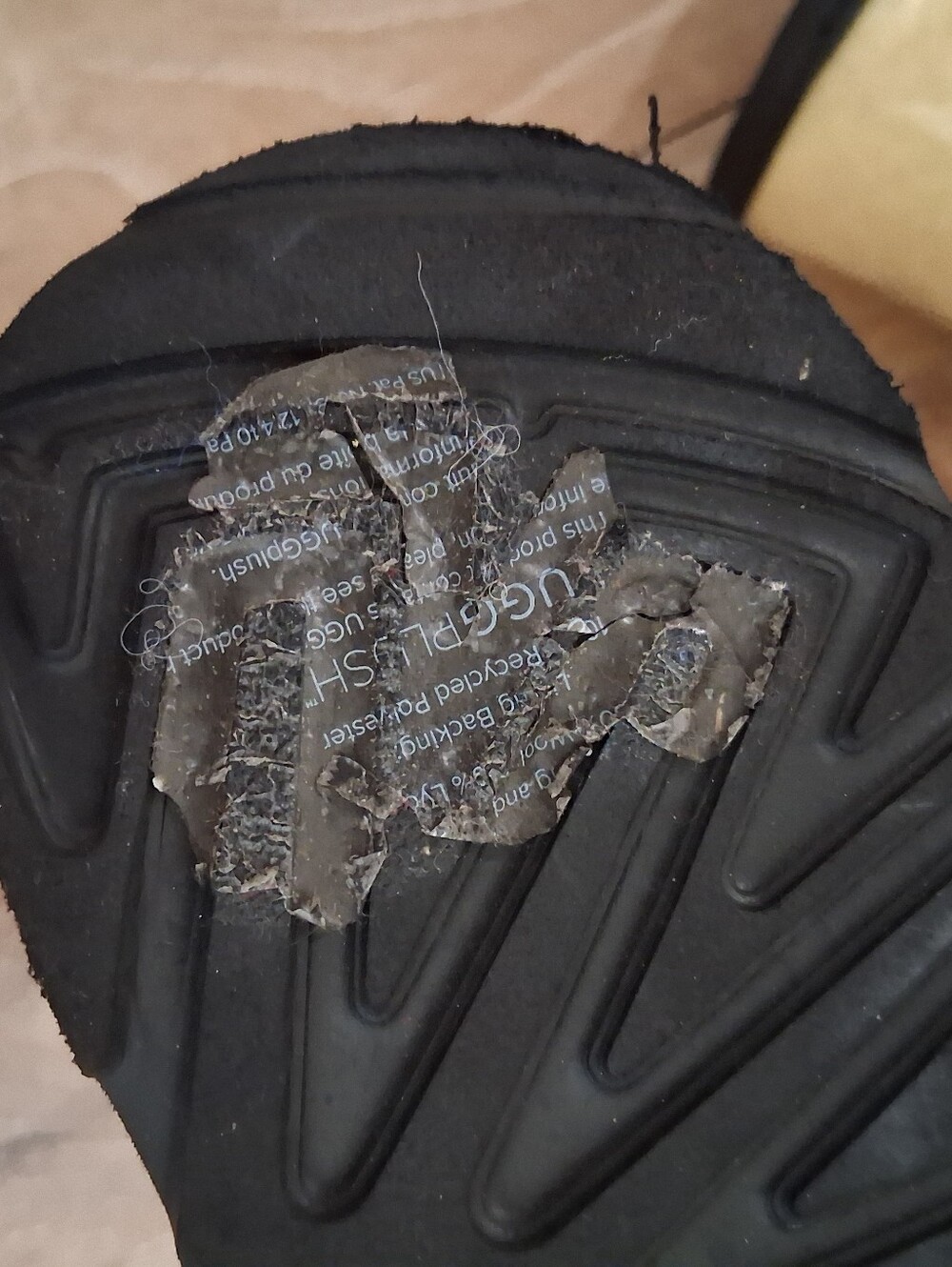UGGS - Picture 6 of 10